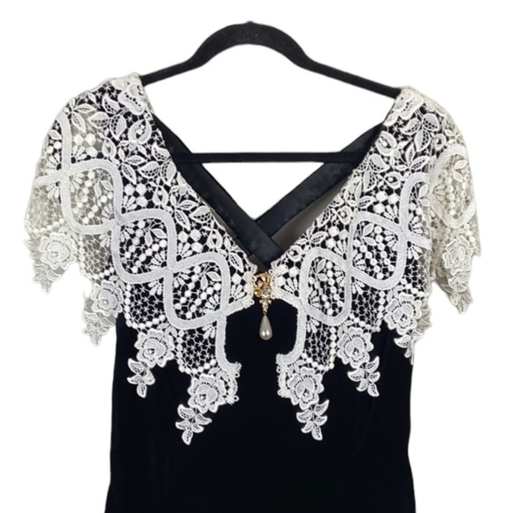 Jessica McClintock Vintage Velvet Dress size 13/14(s/m) - Picture 5 of 14